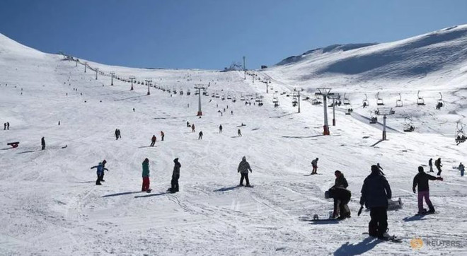 Iran quyết định áp đặt lệnh giới nghiêm tại 330 thành phố ảnh 1