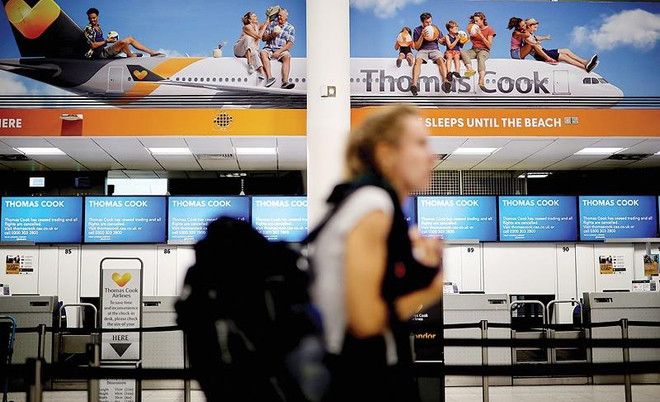 Lãnh đạo vẫn nhận lương cao khi Thomas Cook rơi vào tình trạng phá sản ảnh 1