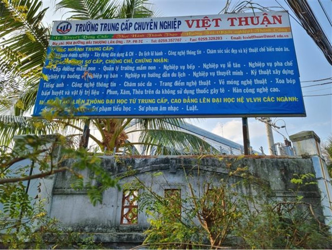 Trường Trung cấp Việt Thuận, số 90A, đường Hải Thượng Lãn Ông, phường Tấn Tài, thành phố Phan Rang-Tháp Chàm. (Ảnh: Nguyễn Thành/TTXVN) ttxvn_ninh_thuan_2.jpg