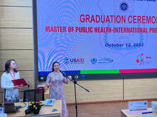 Thêm 21 thạc sỹ y tế công cộng quốc tế nhận bằng tốt nghiệp ảnh 4