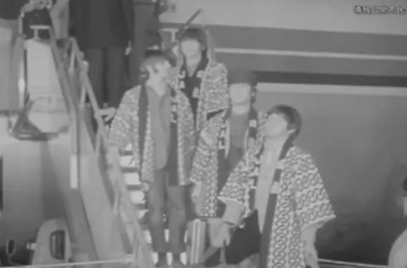 Công bố đoạn phim hiếm hoi của The Beatles tại Nhật Bản ảnh 1