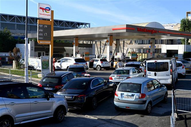 Liên minh châu Âu thúc đẩy các biện pháp kiểm soát giá năng lượng ảnh 1