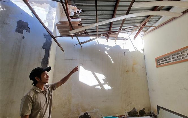 Ninh Thuận: Nứt nhiều nhà dân ở cạnh đập hạ lưu sông Dinh ảnh 1