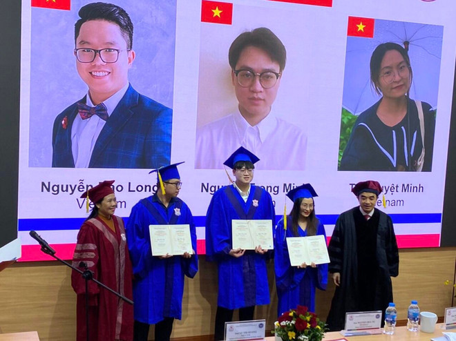 Thêm 21 thạc sỹ y tế công cộng quốc tế nhận bằng tốt nghiệp ảnh 10