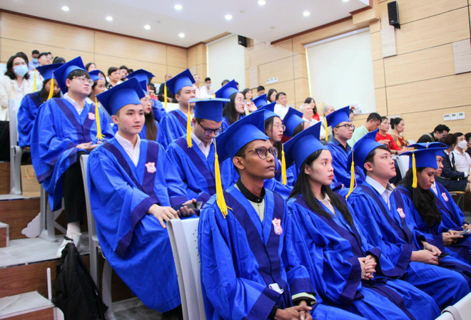 Thêm 21 thạc sỹ y tế công cộng quốc tế nhận bằng tốt nghiệp ảnh 9