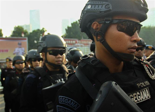 Indonesia bắt giữ một phụ nữ mang súng bên ngoài Dinh Tổng thống ảnh 1