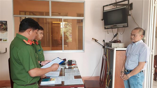 Thêm 2 người bị bắt vụ nhận hối lộ tại trung tâm đăng kiểm 66-02D ảnh 1