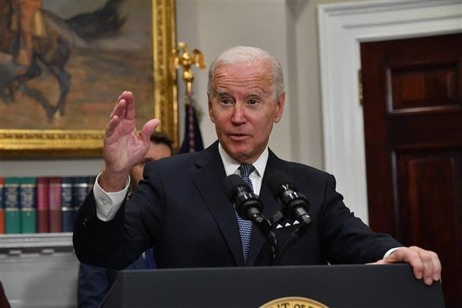 Tỷ lệ ủng hộ ông Biden tiếp tục giảm trước cuộc bầu cử giữa nhiệm kỳ ảnh 1
