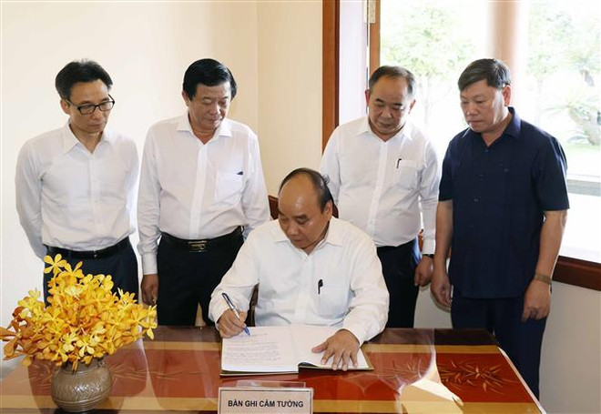 Chủ tịch nước dâng hương tưởng niệm Cố Thủ tướng Võ Văn Kiệt ảnh 2