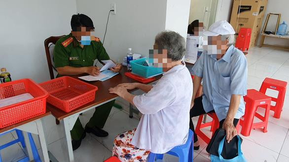 Xác minh việc cán bộ công an nhận 'làm nhanh' căn cước công dân ảnh 1