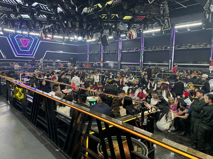 Vũ trường New Phonix tại thời điểm bị kiểm tra. (Nguồn: Công an Nhân dân)