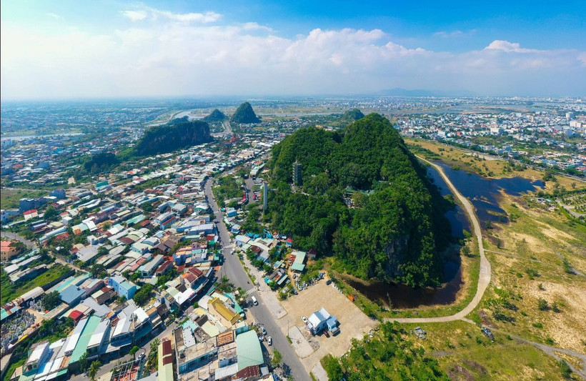 Danh lam thắng Ngũ Hành Sơn là Di tích Quốc gia Đặc biệt với nhiều thắng cảnh đẹp, độc đáo, lạ mắt. (Ảnh: Trần Lê Lâm/TTXVN)