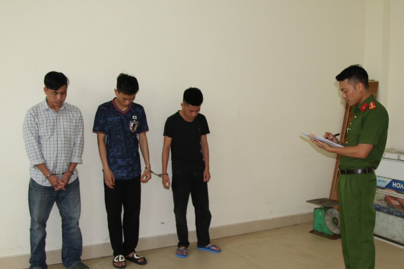 Các đối tượng trong chuyên án bị bắt giữ. (Nguồn: Công an tỉnh Nghệ An)