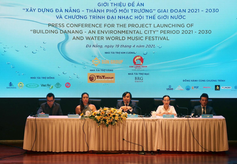 Quang cảnh buổi họp báo. (Ảnh: Trần Lê Lâm/TTXVN)