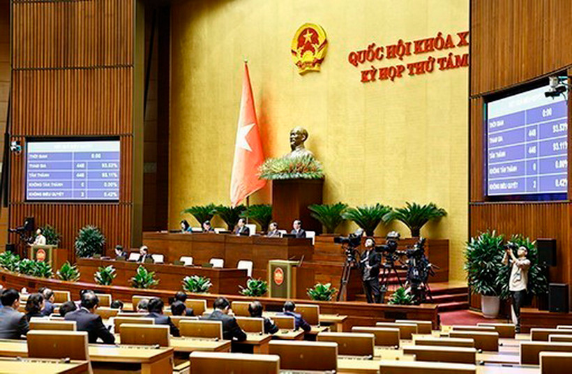 Quốc hội biểu quyết thông qua Luật Địa chất và Khoáng sản. (Ảnh: Doãn Tấn/TTXVN)