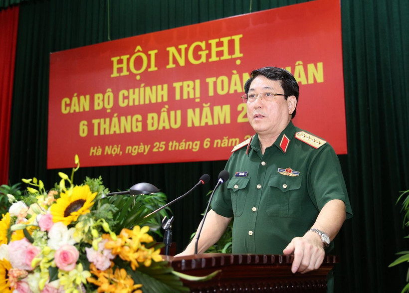 Đại tướng Lương Cường, Chủ nhiệm Tổng cục Chính trị Quân đội nhân dân Việt Nam chủ trì hội nghị. (Ảnh: Dương Giang/TTXVN)