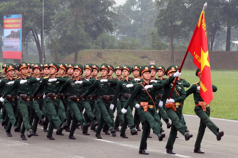 Các lực lượng Bộ đội tham gia tập luyện chuẩn bị cho Lễ diễu binh, diễu hành nhân kỷ niệm 70 năm Chiến thắng Điện Biên Phủ. (Ảnh: Trọng Đức/TTXVN)
