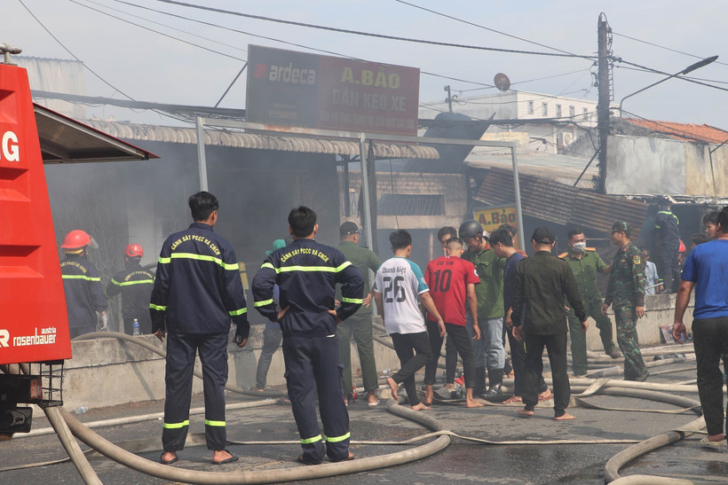 Hiện trường vụ cháy. (Ảnh: Minh Trí/TTXVN)