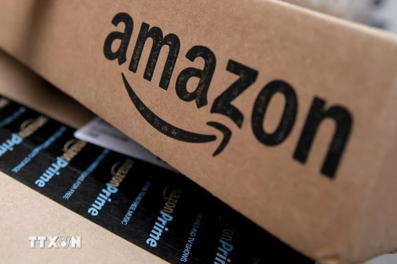 Các thùng hàng của Amazon trước khi được vận chuyển. (Ảnh: Reuters/TTXVN)