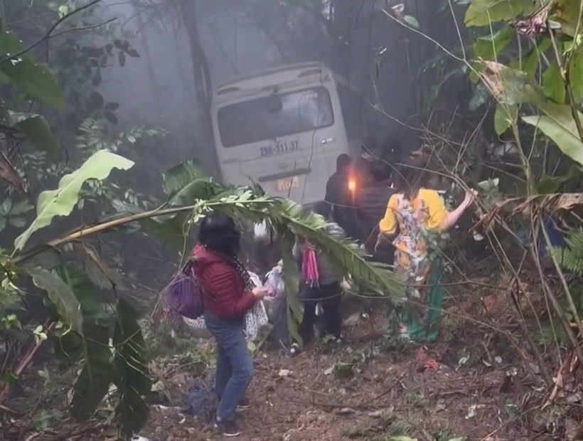 Vụ tai nạn làm 7 người bị thương nhẹ, không có nạn nhân tử vong. (Ảnh: TTXVN phát)