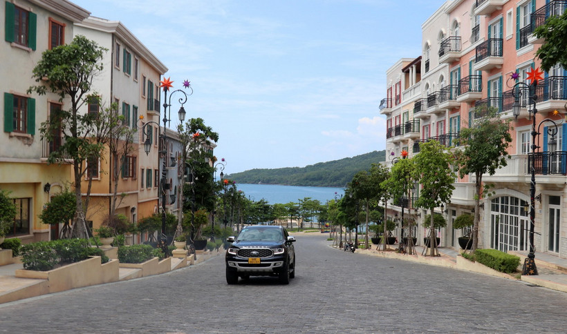 Một góc đô thị thành phố Phú Quốc, tỉnh Kiên Giang. (Ảnh: Lê Huy Hải/TTXVN)
