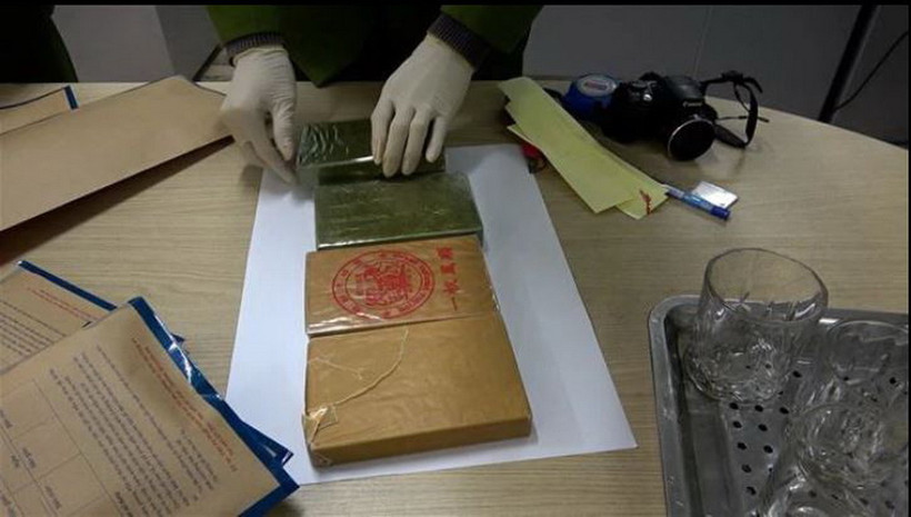 Vật chứng trong một vụ án mua bán, vận chuyển trái phép chất ma túy tại tỉnh Cao Bằng. (Ảnh: TTXVN phát)