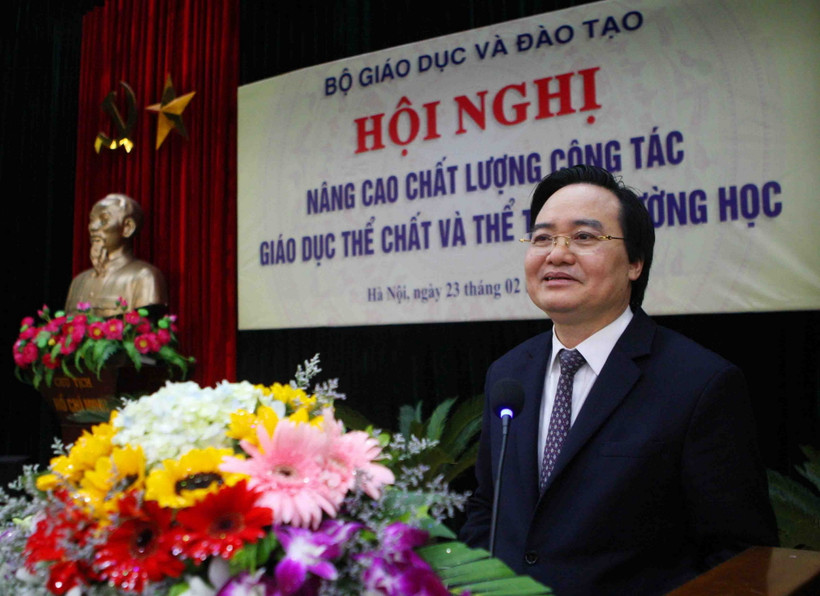 Bộ trưởng Bộ Giáo dục và Đào tạo Phùng Xuân Nhạ phát biểu tại hội nghị. (Ảnh: Thanh Tùng/TTXVN)