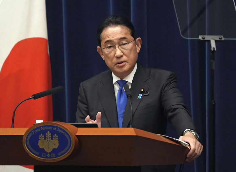 Thủ tướng Nhật Bản Fumio Kishida phát biểu họp báo tại thủ đô Tokyo. (Ảnh: Kyodo/TTXVN)