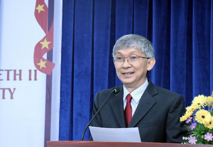 Ông Trần Hùng Việt, Chủ tịch Hội hữu nghị Việt Nam-Vương quốc Anh Thành phố Hồ Chí Minh phát biểu chúc mừng. (Ảnh: Xuân Khu/TTXVN)