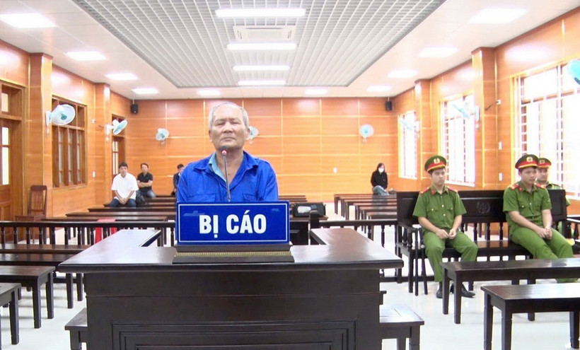 Tử hình bị cáo Phan Thanh Việt đối tượng giết 6 người lẩn trốn 43 năm. (Ảnh: TTXVN phát)