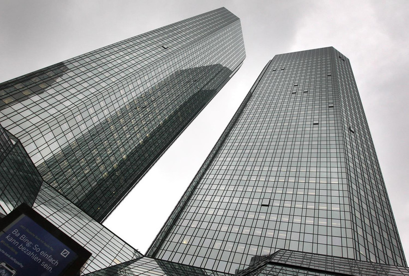 Trụ sở Deutsche Bank tại Frankfurt am Main của Đức. (Ảnh: AFP/TTXVN)