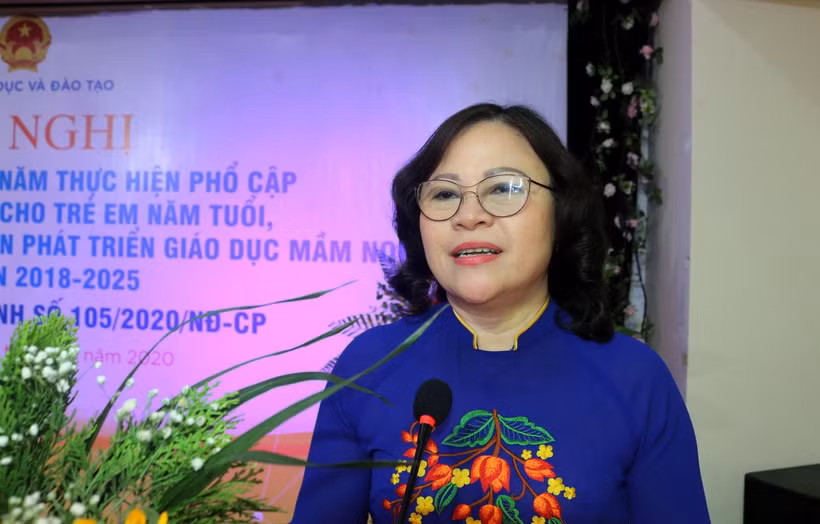 Thứ trưởng Bộ giáo dục và Đào tạo Ngô Thị Minh phát biểu tại Hội nghị. (Ảnh: Đại Nghĩa/TTXVN)