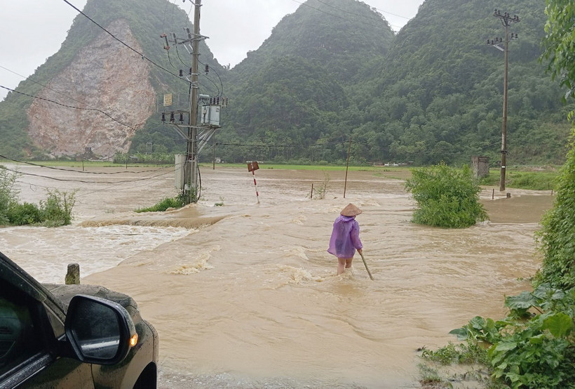 Mưa lớn gây ngập lụt tại huyện Bình Gia, tỉnh Lạng Sơn. (Ảnh: Anh Tuấn/TTXVN)