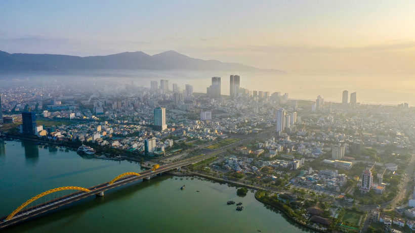 Một góc thành phố Đà Nẵng trong sương sớm. (Ảnh: Trần Lê Lâm/TTXVN)