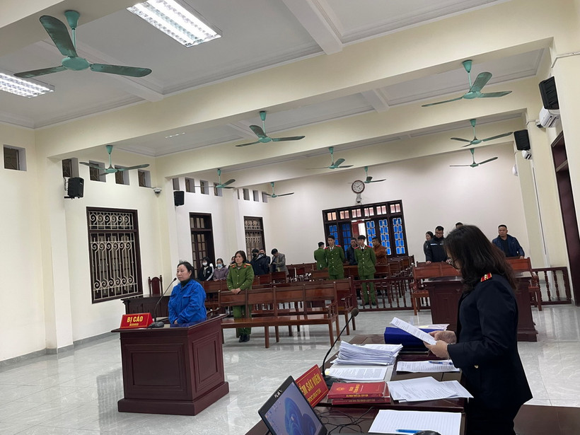 Bị cáo Hoàng Thị Thúy Liên lĩnh án 18 năm tù. (Ảnh TTXVN phát)