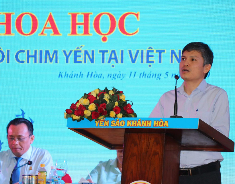 Tiến sỹ Nguyễn Văn Trọng, Phó cục trưởng Cục chăn bộ trình bày tham luận tại hội thảo. (Ảnh: Tiên Minh/TTXVN)