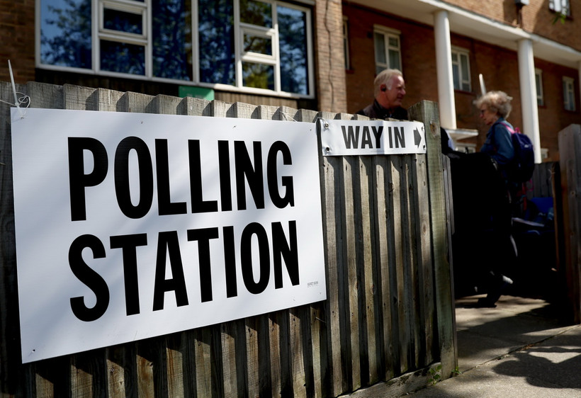 Bầu cử Anh: Đảng Bảo thủ hứng chịu thất bại lớn nhất trong lịch sử