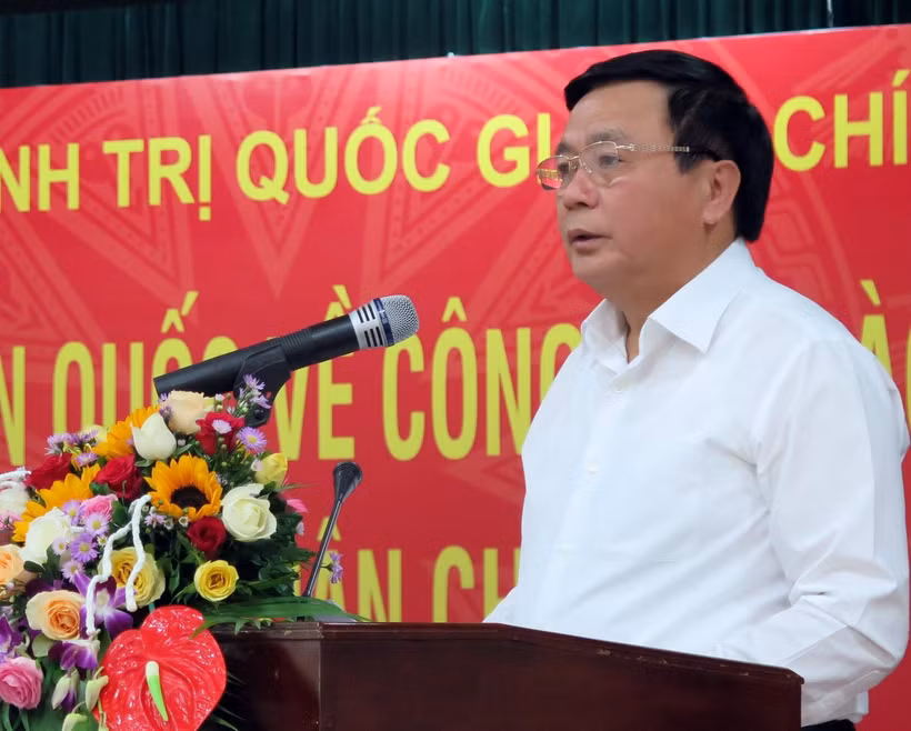 Giám đốc Học viện Chính trị Quốc gia Hồ Chí Minh Nguyễn Xuân Thắng phát biểu tại hội nghị. (Ảnh: Nguyễn Sơn/TTXVN)