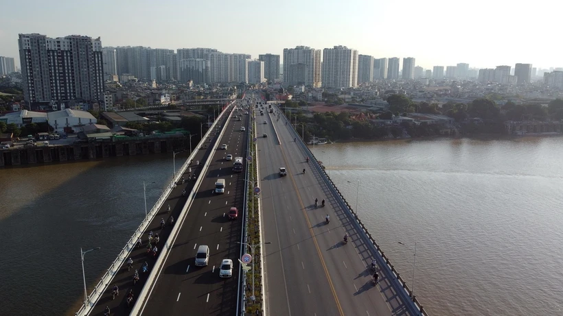 Cầu Vĩnh Tuy 2. (Ảnh: Huy Hùng/TTXVN)