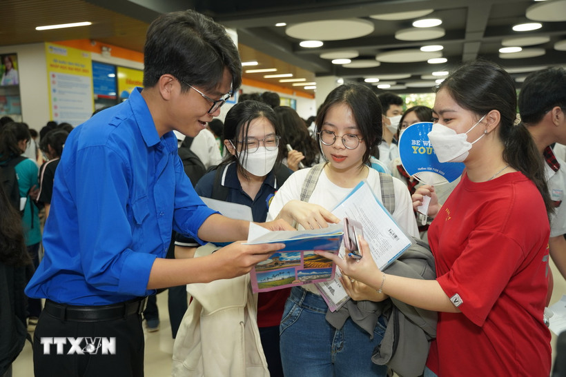 Thí sinh dự thi đánh giá năng lực. (Ảnh: TTXVN)