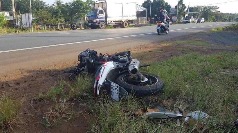 Hiện trường vụ tai nạn. (Ảnh: Đậu Tất Thành/TTXVN)