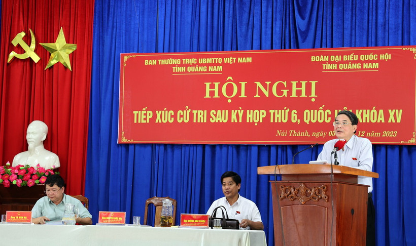 Phó Chủ tịch Quốc Hội Nguyễn Đức Hải phát biểu tại buổi tiếp xúc cử tri tỉnh Quảng Nam. (Ảnh: Trần Tĩnh/TTXVN)