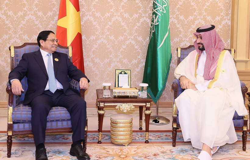 Sáng 20/10/2023, tại thành phố Riyadh, Saudi Arabia, Thủ tướng Phạm Minh Chính gặp Thủ tướng, Thái tử Saudi Arabia Mohammad bin Salman. (Ảnh: Dương Giang/TTXVN)