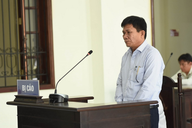 Cựu giám đốc CDC Bình Phước Nguyễn Văn Sáu tại phiên Tòa. (Ảnh: Đậu Tất Thành/TTXVN)