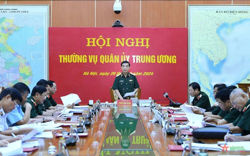 Đại tướng Phan Văn Giang phát biểu chỉ đạo tại hội nghị. (Nguồn: báo Quân đội Nhân dân)