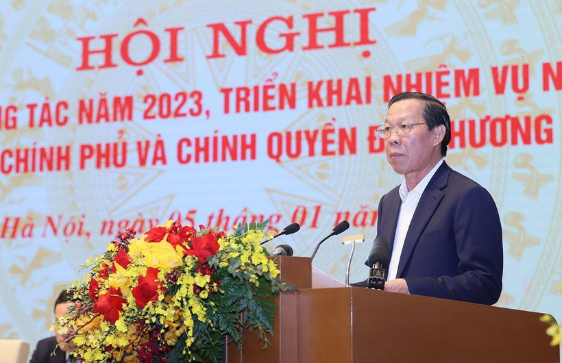 Chủ tịch UBND Thành phố Hồ Chí Minh Phan Văn Mãi trình bày tham luận. (Ảnh: Dương Giang/TTXVN)