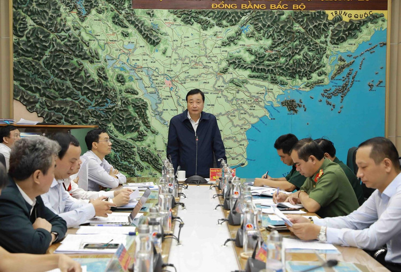 Phó Chánh văn phòng Ban chỉ đạo Trung ương về phòng, chống thiên tai, Tổng Cục trưởng Tổng Cục phòng chống thiên tai Trần Quang Hoài phát biểu. (Ảnh: Vũ Sinh/TTXVN)