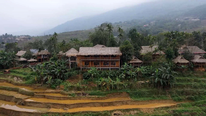 Núi rừng Pù Luông, huyện Bá Thước (Thanh Hóa), thu hút nhiều du khách đến tham quan, nghỉ dưỡng. (Ảnh: Nguyễn Nam/TTXVN)