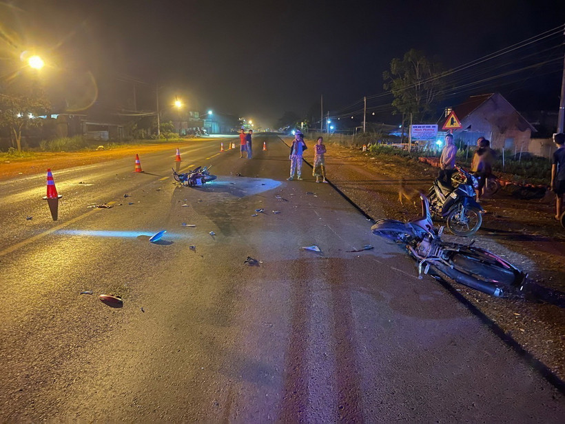 Hiện trường vụ tai nạn. (Ảnh: TTXVN phát)