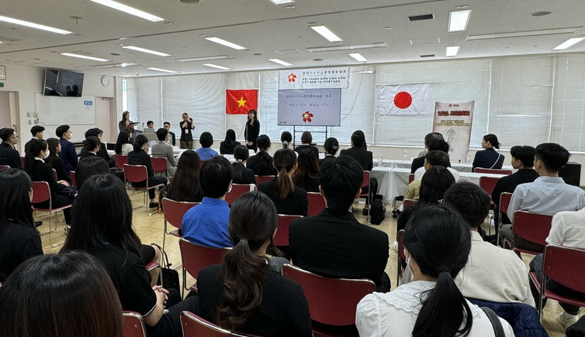 Toàn cảnh lễ khai mạc VYSA JOB FAIR 2024. (Ảnh: Phạm Tuân/TTXVN)